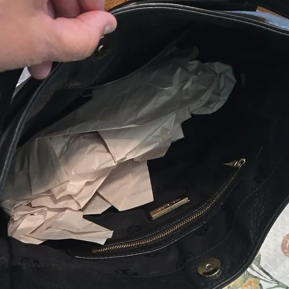 Tory Burch Black Leather Hobo Mercer Slouchy Bag Purse With Matching Wallet. - Picture 3 of 5